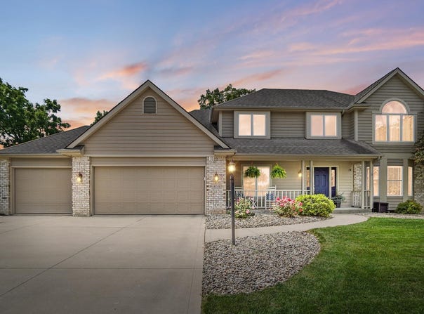 404 Troon Way, Fort Wayne, IN 46845-1196