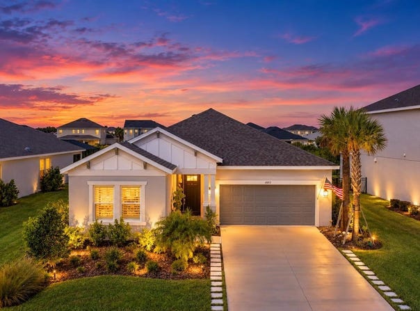 11013 FIELDSTONE Drive, PALMETTO, FL 34221