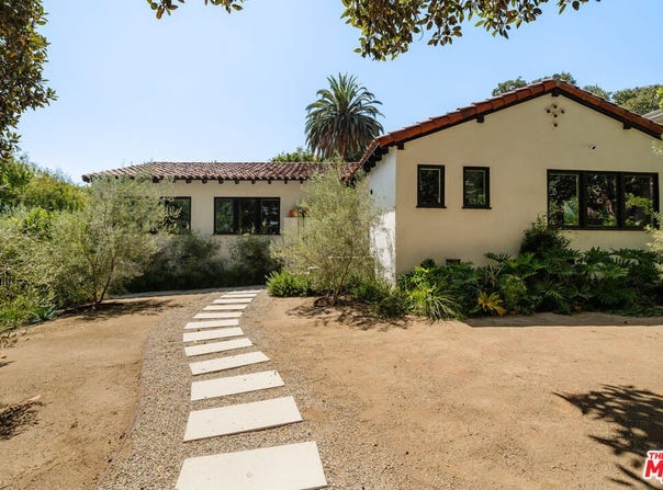 2443 N Vermont Ave, Los Angeles, CA 90027