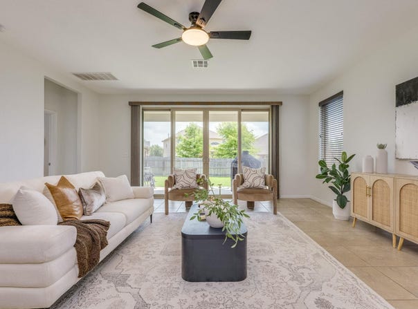 620 Carly Ann LN, Leander, TX 78641