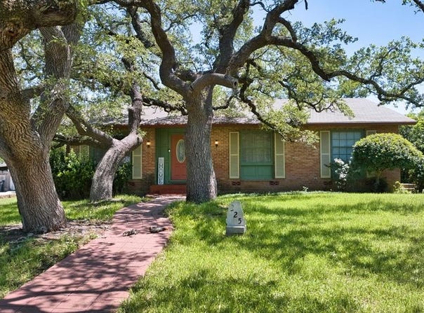 325 E Rainey, Mason, TX 76856