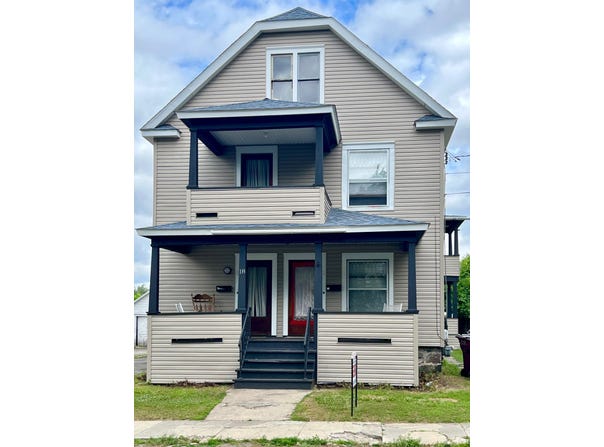 18 W Eighth Avenue, Gloversville, NY 12078