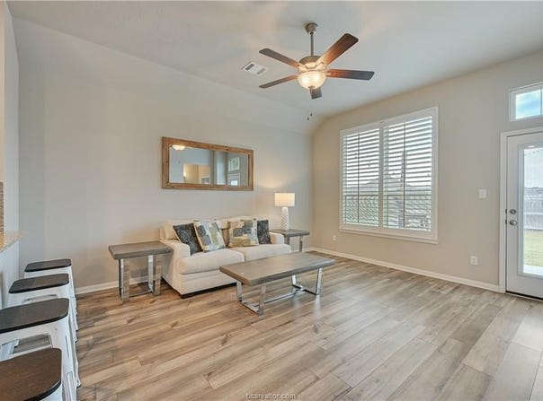 2011 Kathryn Drive, Bryan, TX 77807