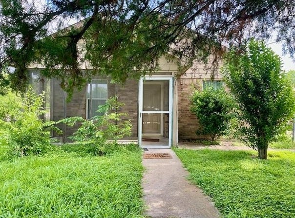 501 San Antonio ST, Marlin, TX 76661