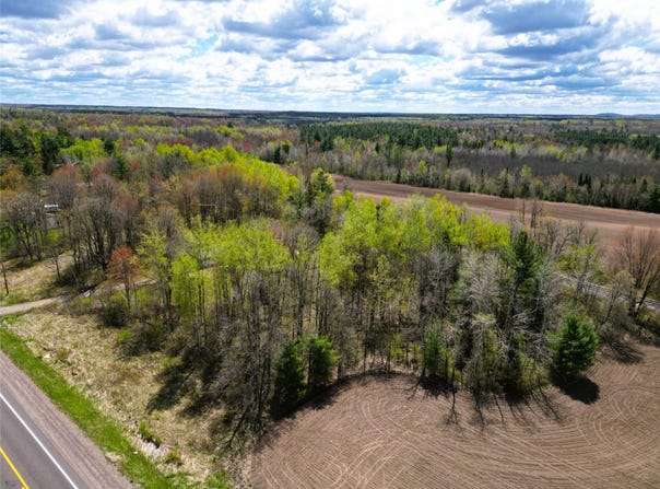 1 Acre Highway 8, Ladysmith, WI 54848