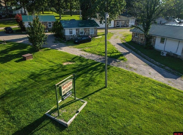 3166 HWY 101, Gamaliel, AR 72537