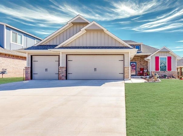 1624 NE 32nd Street, Moore, OK 73160