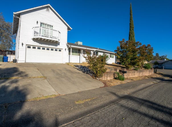 3700 McHale Street, Redding, CA 96001