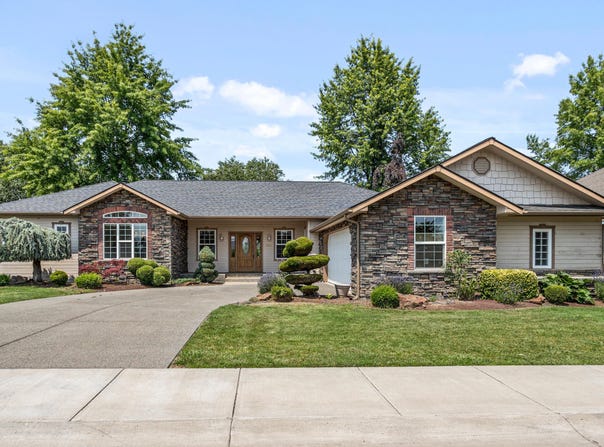 9303 Honeycrisp Ct, Yakima, WA 98903