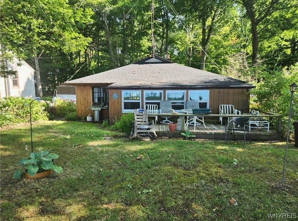 5335 W Lake Road, Newfane, NY 14028