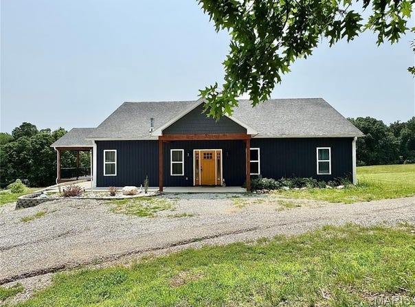 43421 Cannon Hills Pl., Monroe City, MO 63456