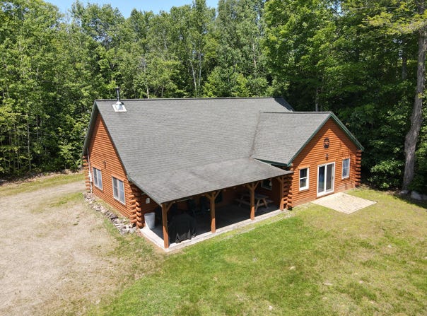 2 S Sibley Drive, Canaan, ME 04924