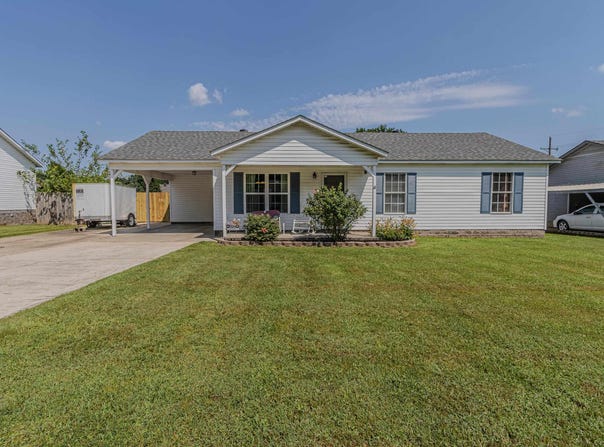 2703 N 5th Street, Paragould, AR 72450