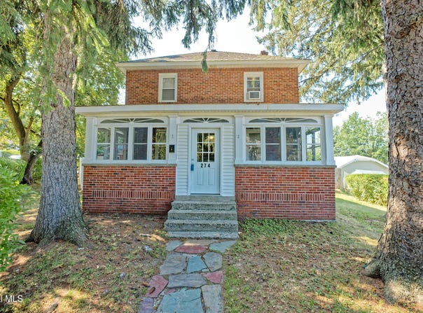 274 Pinehurst Avenue, East Greenbush, NY 12144