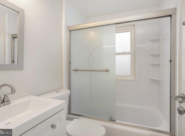 53 S HAWTHORNE ROAD, MIDDLE RIVER, MD 21220