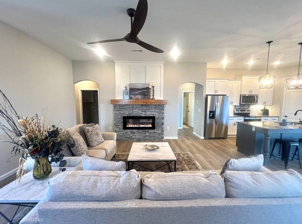 9868 Weeping Willow Dr., Manhattan, KS 66502