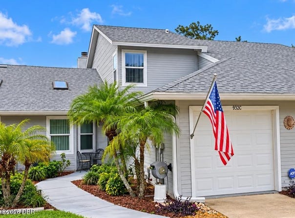 932 Meadow View Drive, Port Orange, FL 32127