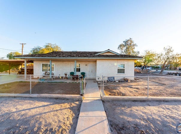 220 W 14th St, Imperial, CA 92251