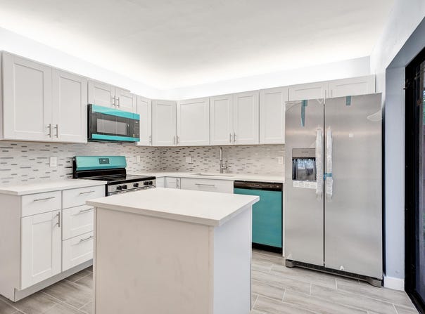 736 NW 98TH Circle, Plantation, FL 33324