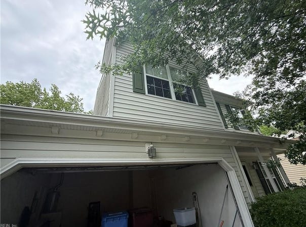 526 Windward Drive, Chesapeake, VA 23320