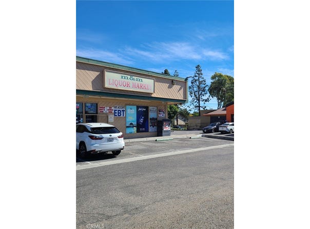 17330 Beach Boulevard, Huntington Beach, CA 92647
