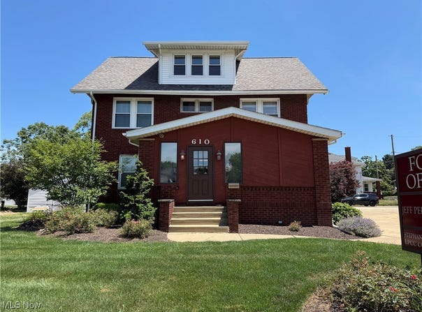 610 N Main Street, North Canton, OH 44720