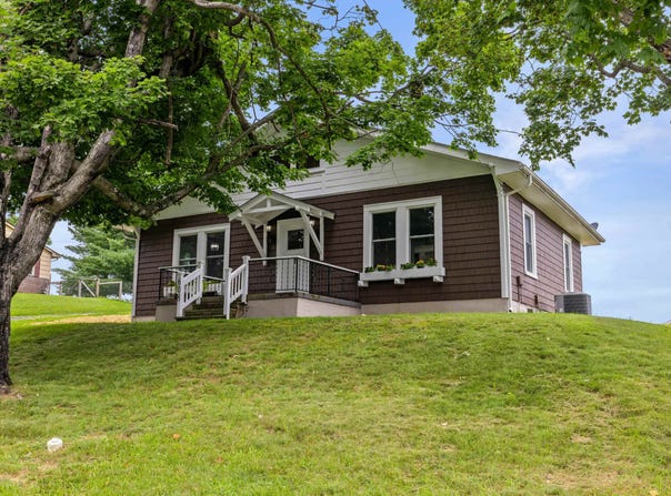 608 B ST, STAUNTON, VA 24401