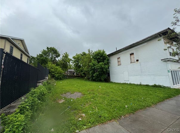 806 Butternut Street, Syracuse, NY 13208