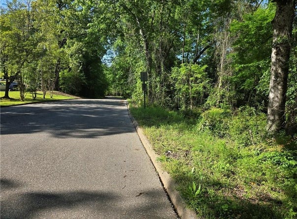 Country Club Drive, Eufaula, AL 36027