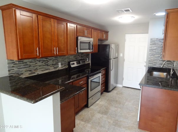 3026 E Brill Street, Phoenix, AZ 85008