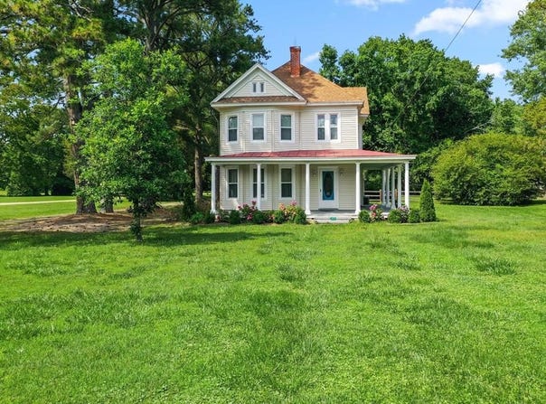 370 King Carter, IRVINGTON, VA 22480
