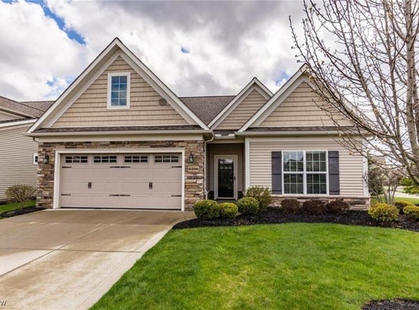 8396 Antonina Court, Macedonia, OH 44056