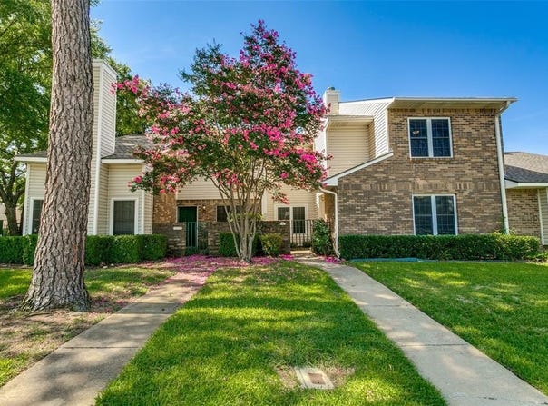 858 Creekside Drive, Lewisville, TX 75067