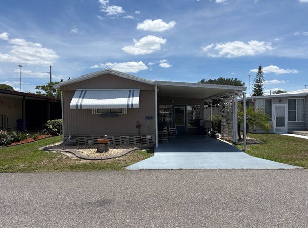 1137 Whisper Lake Blvd., Sebring, FL 33870