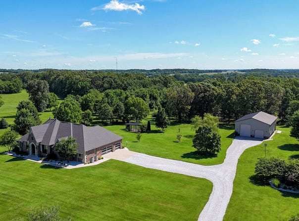 330 Cottage Gate Drive, Billings, MO 65610