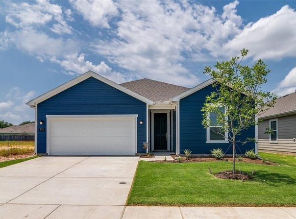 713 Saint Lawrence Drive, Seagoville, TX 75159