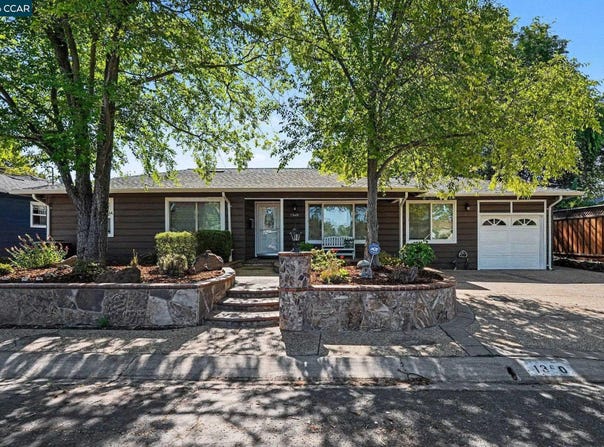 1360 Grove Way, Concord, CA 94518