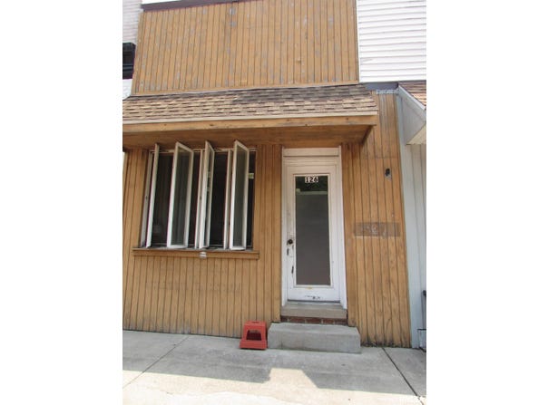 126 N DAVENPORT Street, Metamora, IL 61548
