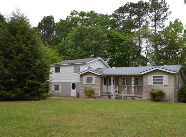 3786 Airport Road, Siler City, NC 27344
