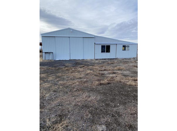 57076 McKinney Road, Silver Lake, OR 97638