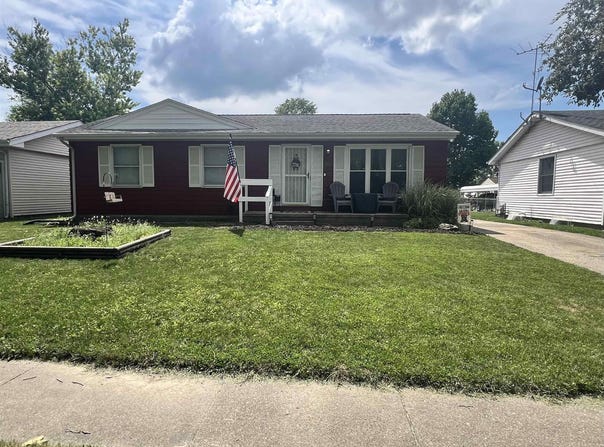 1959 STONEHENGE Road, Springfield, IL 62702