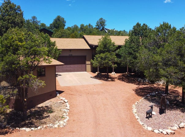 2938 Lodgepole Road, Overgaard, AZ 85933