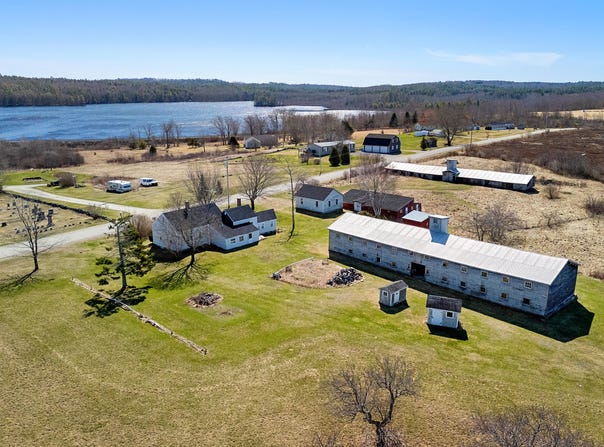 447 Goshen Road, Waldoboro, ME 04572