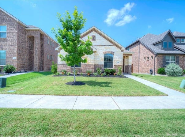 1113 Milfoil Drive, Justin, TX 76247