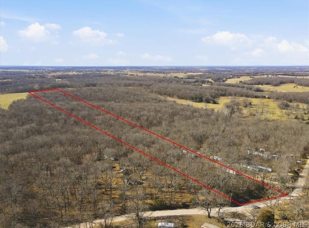 Hidden Oaks Road, Eldon, MO 65026