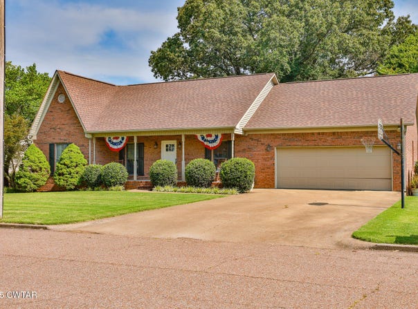 111 Cherokee Drive, Martin, TN 38237