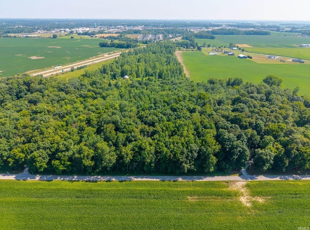 2438 County Road 38 Road, Auburn, IN 46706