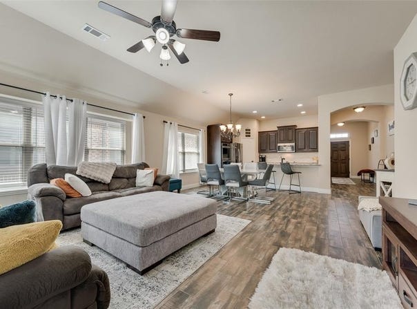11852 Carlin Drive, Fort Worth, TX 76108