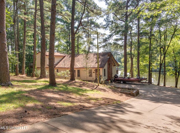 5344 Kahuna Cove, Hernando, MS 38632
