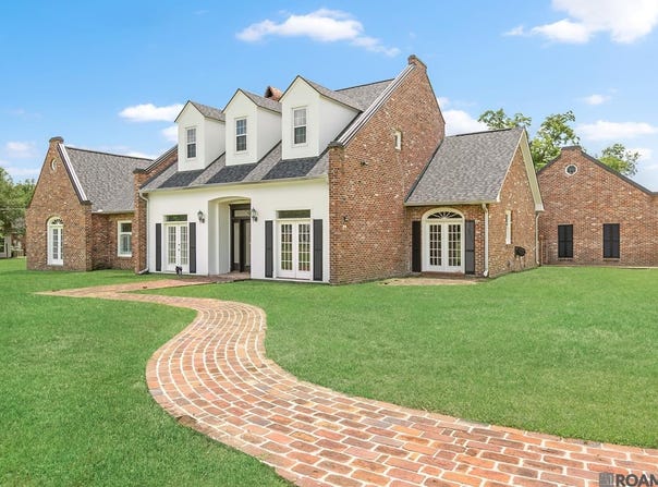 23421 Sunnyside Ln, Zachary, LA 70791